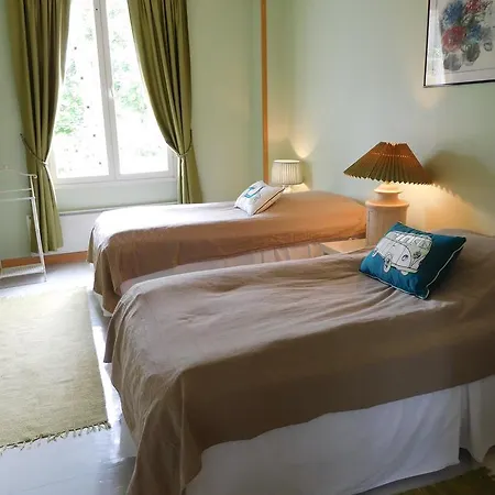 Boutique Tavis, Check In Olavinkatu 8 * Savonlinna