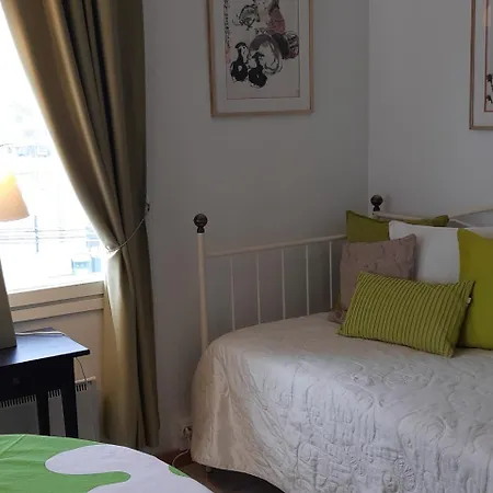 Boutique Tavis, Check In Olavinkatu 8 *