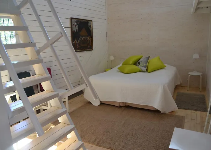 Boutique Tavis, Check In Olavinkatu 8 Hotel Savonlinna